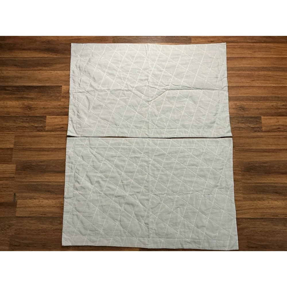 Pair Of King Pillow Shams Set Diamond Stitched Pattern On Top Light Gray/Blue